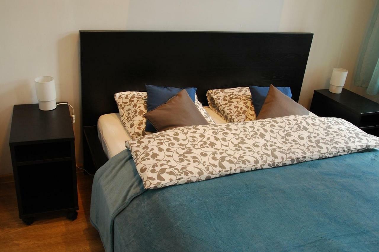 Umbrella Guest Rooms Krakow Bagian luar foto